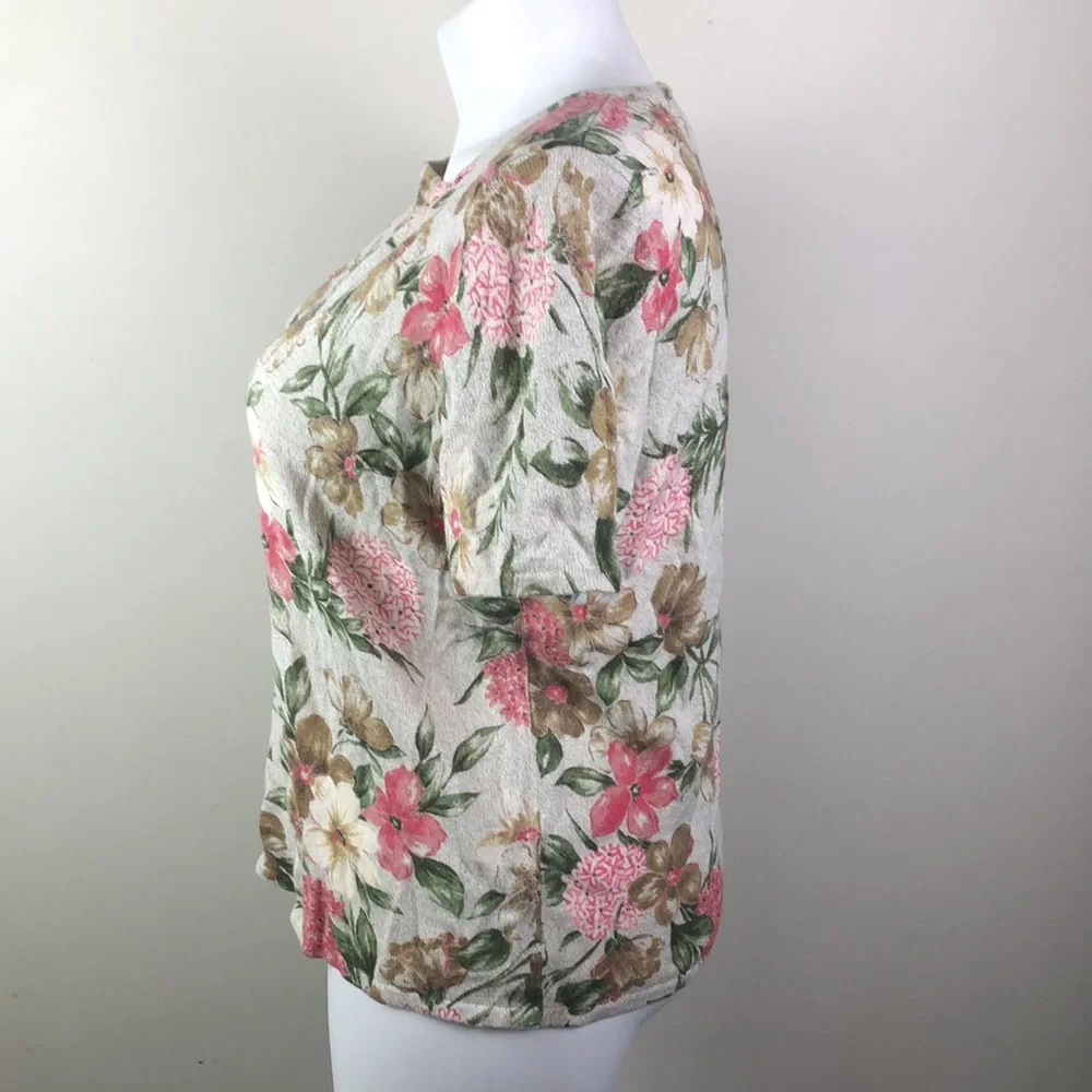 Short Sleeve Sweater Beaded Floral